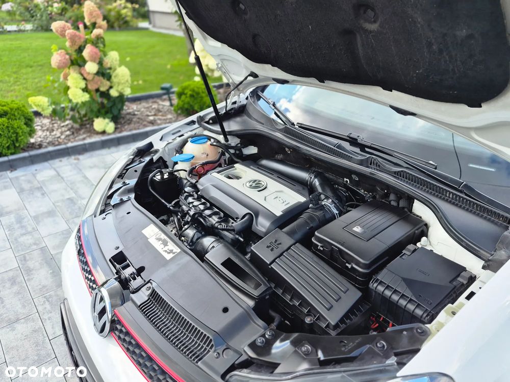 Volkswagen Golf 2.0 GTI DSG - 38