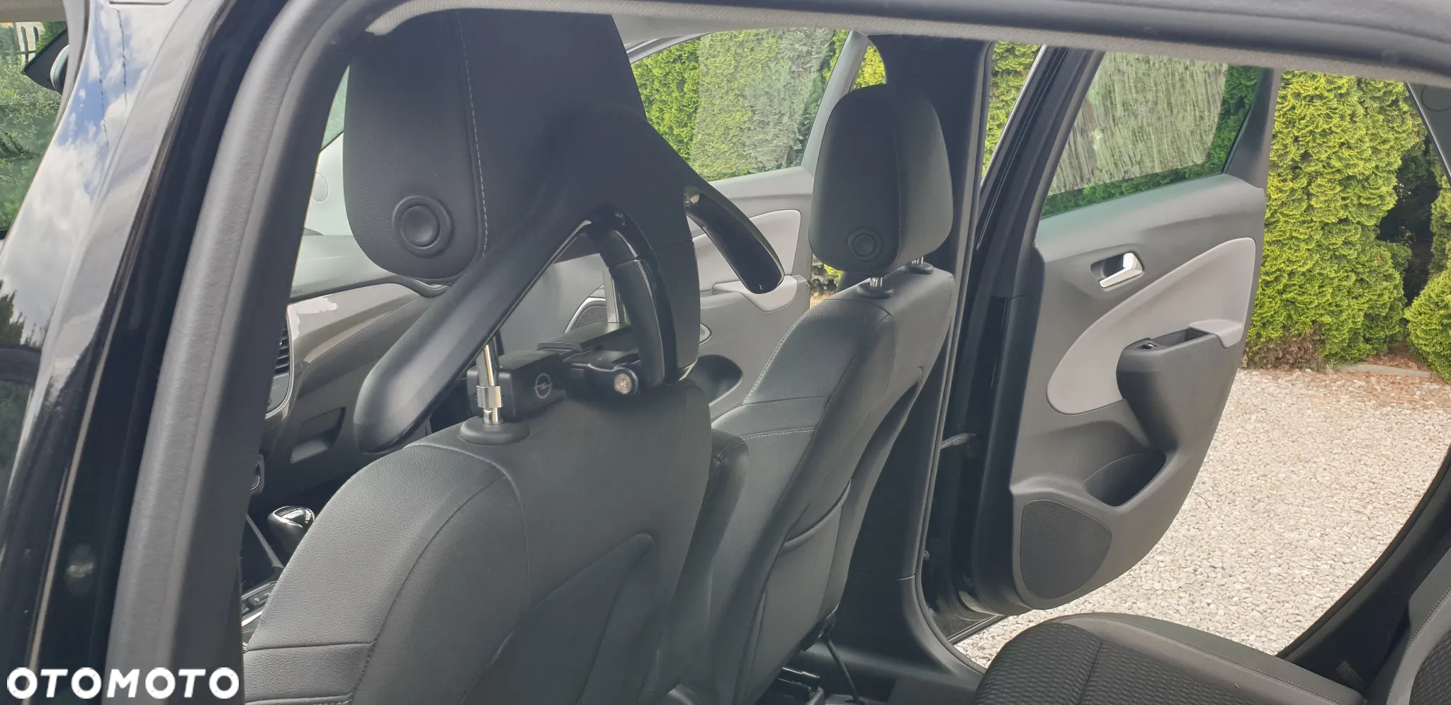 Opel Crossland X 1.2 T GPF Enjoy S&S - 17