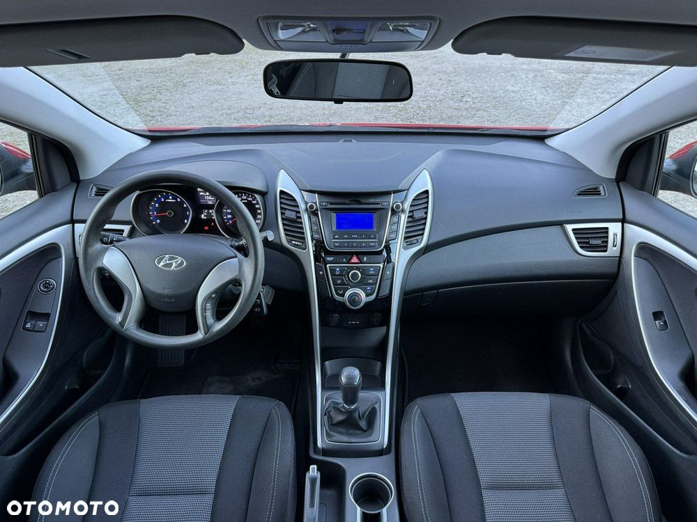 Hyundai i30 - 24