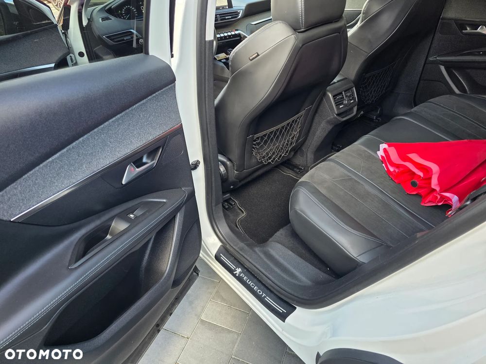 Peugeot 3008 - 16