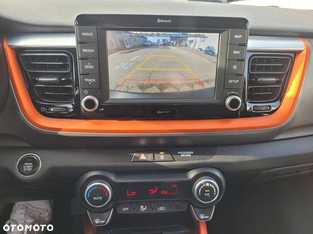 Kia Stonic - 17