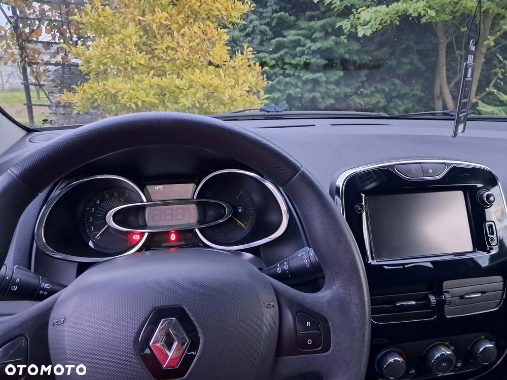 Renault Clio - 13
