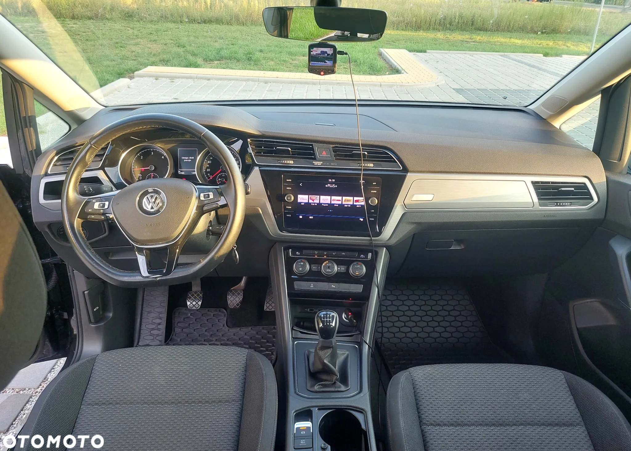 Volkswagen Touran - 7