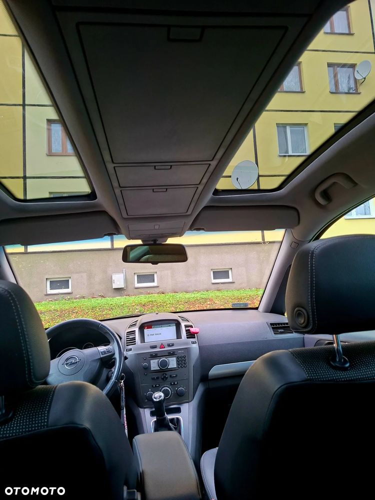 Opel Zafira 1.8 Cosmo - 13