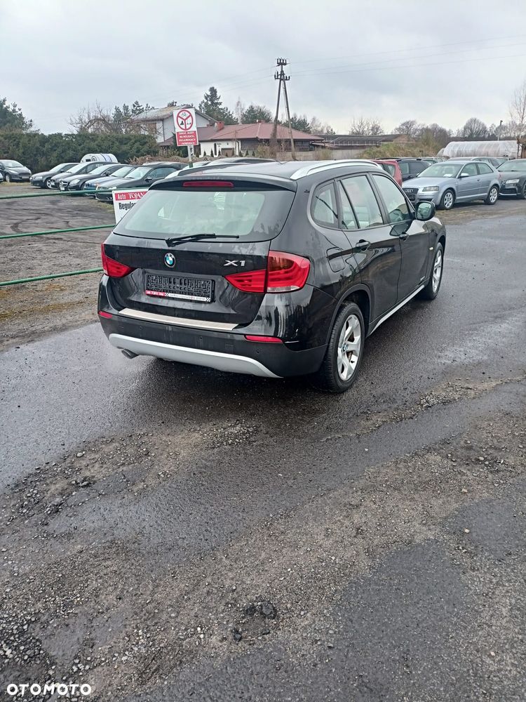 BMW X1 sDrive18i Sport Line - 10