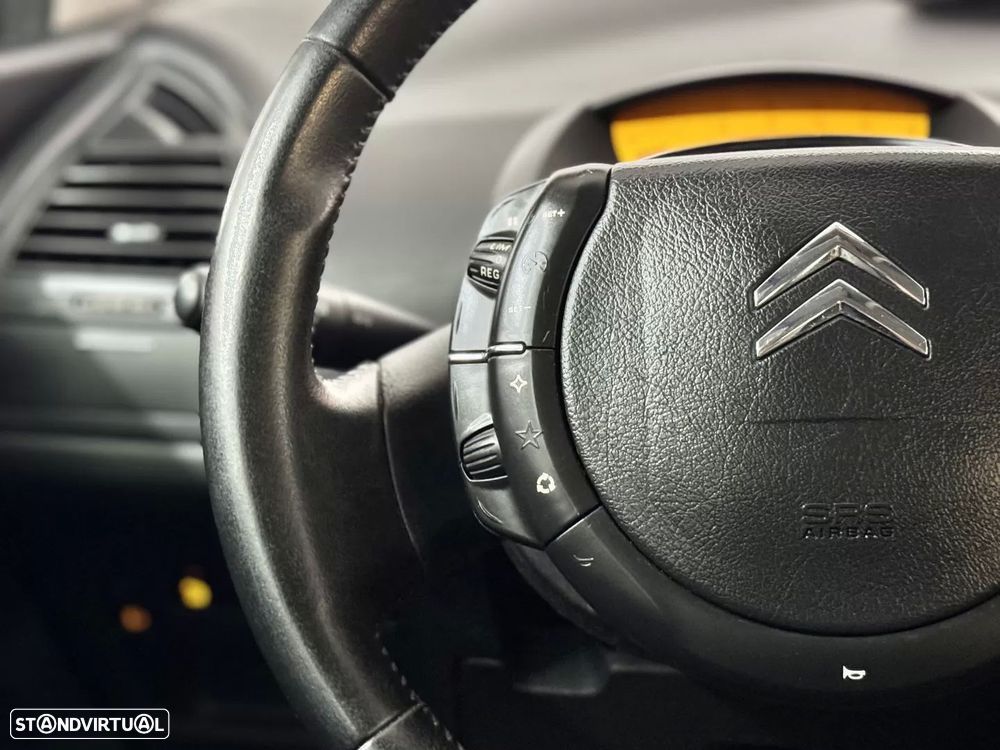 Citroën C4 1.6 HDi Exclusive - 28