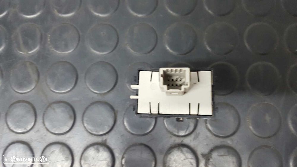 INTERRUPTOR DO SENSOR DE ESTACIONAMENTO RENAULT TWINGO III DYNAMIQUE - 5