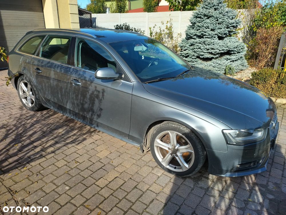 Audi A4 Avant - 6