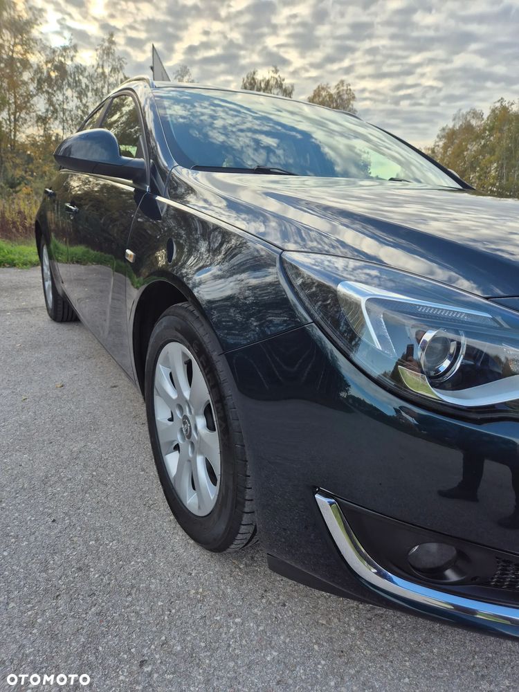 Opel Insignia - 35