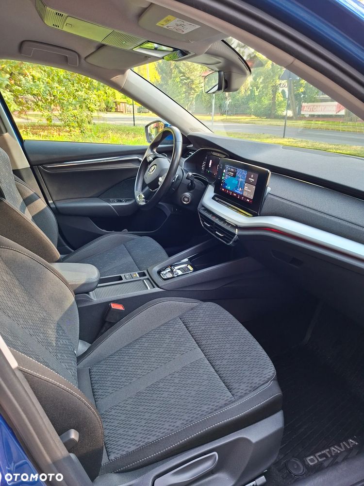 Skoda Octavia 2.0 TDI SCR Style DSG - 11