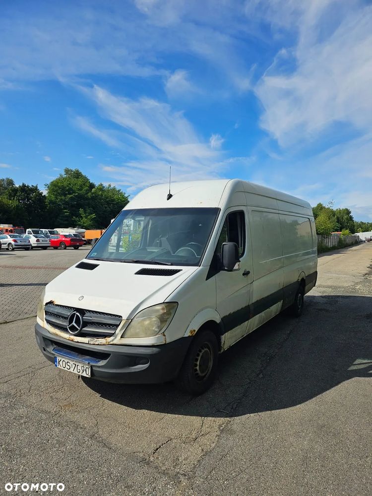 Mercedes-Benz Sprinter 318