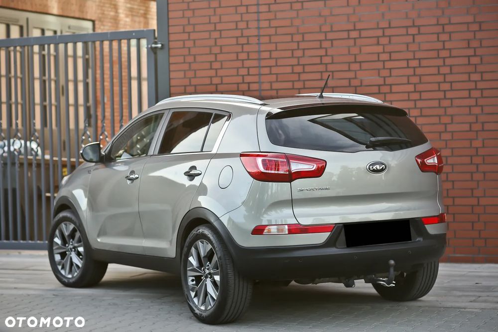 Kia Sportage 2.0 CVVT 2WD Automatik Vision - 11