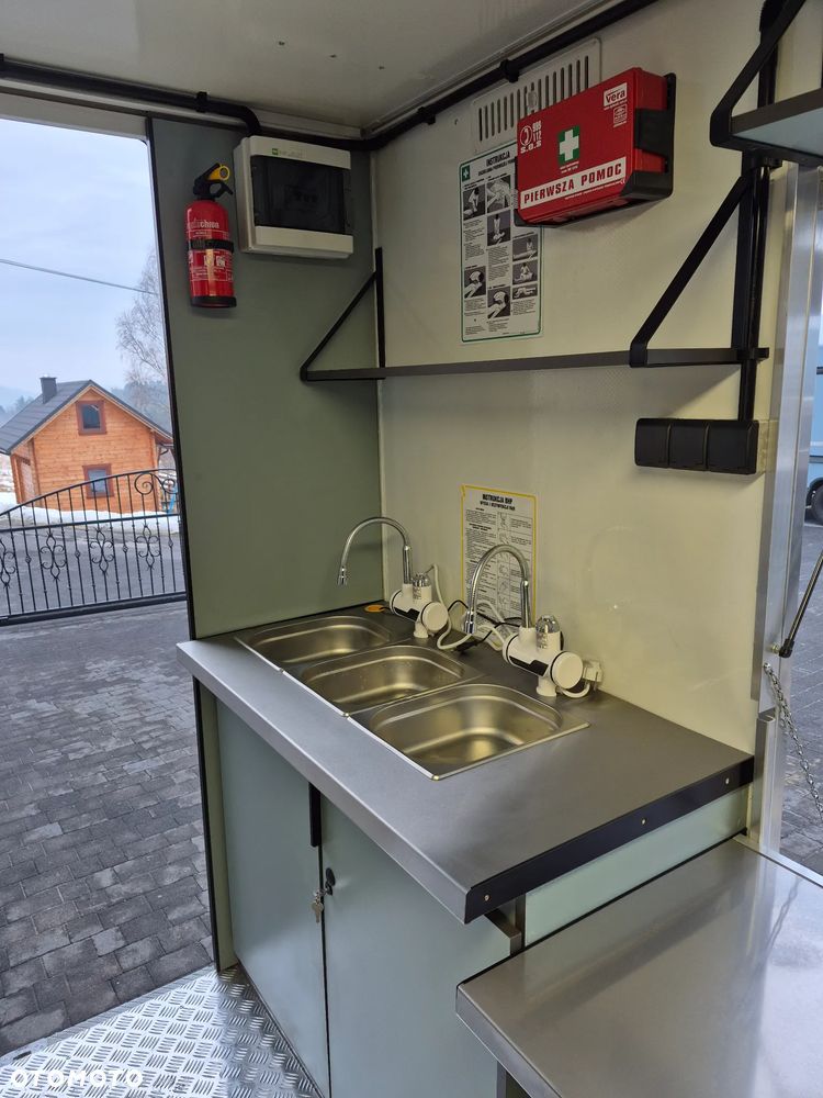 Mercedes-Benz Food Truck Pizza Samochód gastronomiczny Sklep-Bar - 12