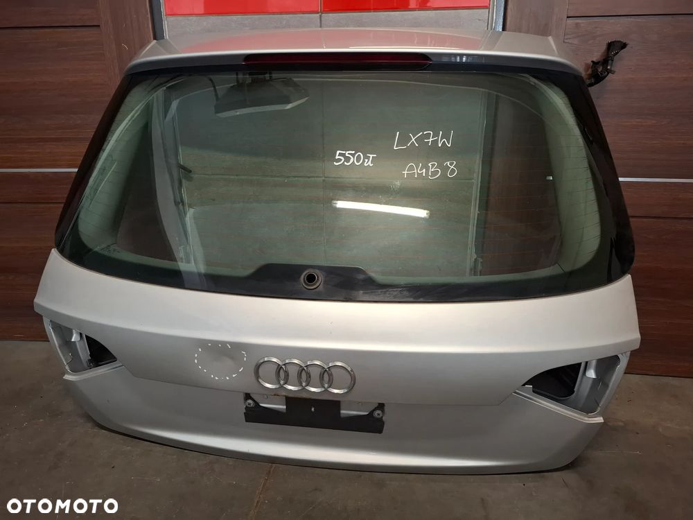 Klapa Audi A4 B8 kombi kolor LX7W rok 2008 - 2