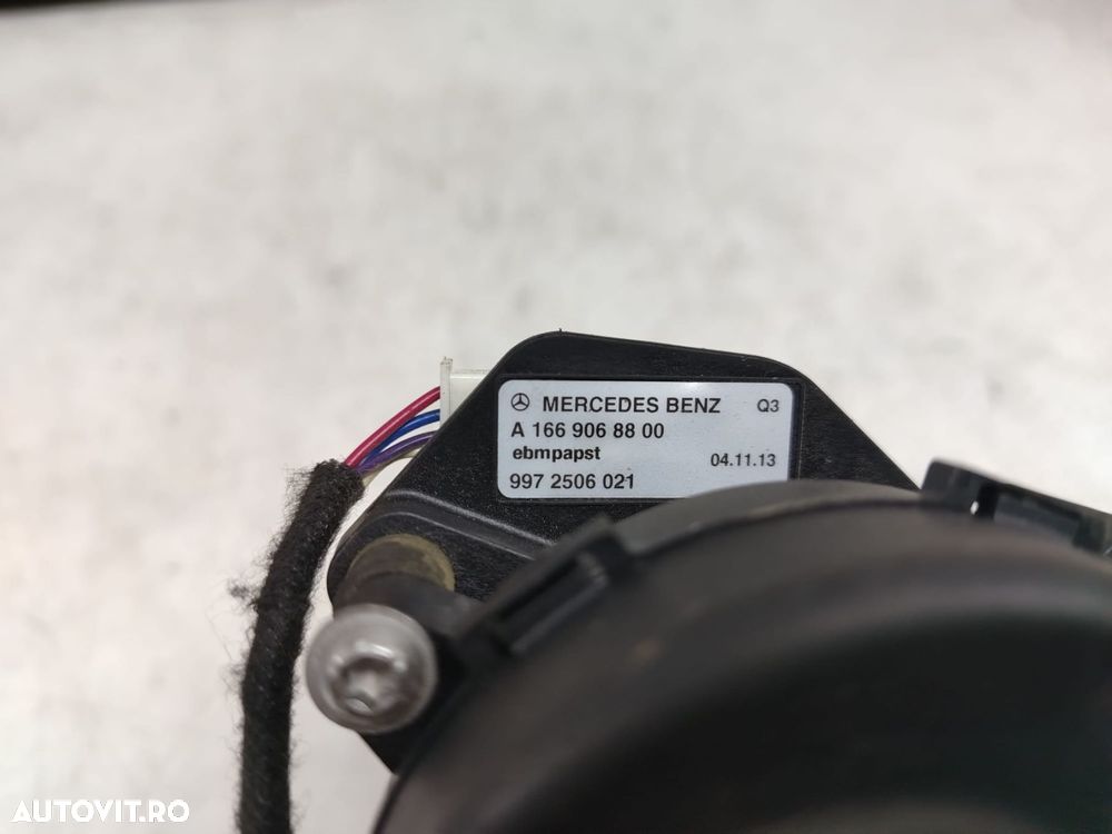 Ventilator radio CD A1669068800 Mercedes-Benz GL-Class X166 [2012 - 2 - 3