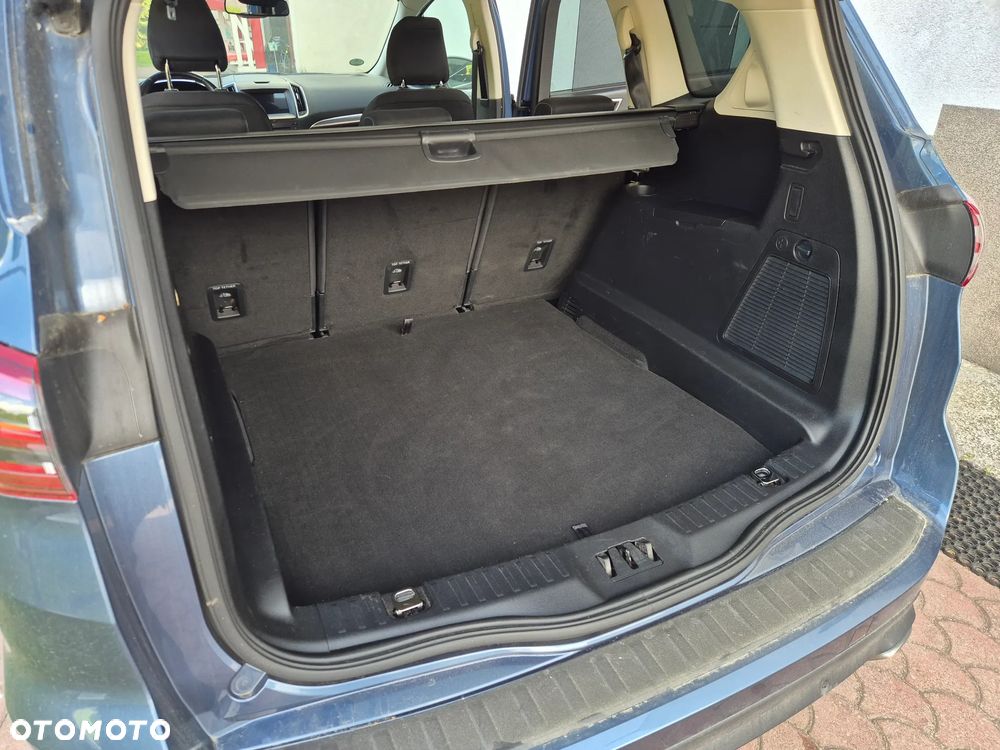 Ford S-Max 2.0 EcoBlue Titanium - 39