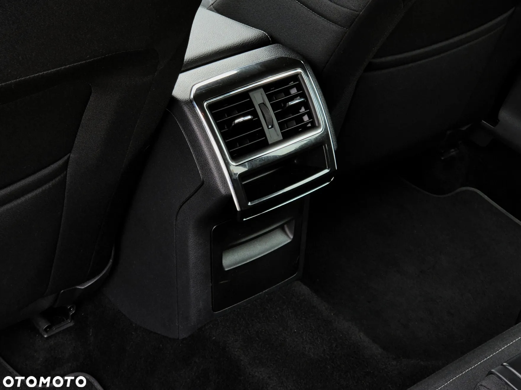Skoda Superb 1.5 TSI Ambition DSG - 29