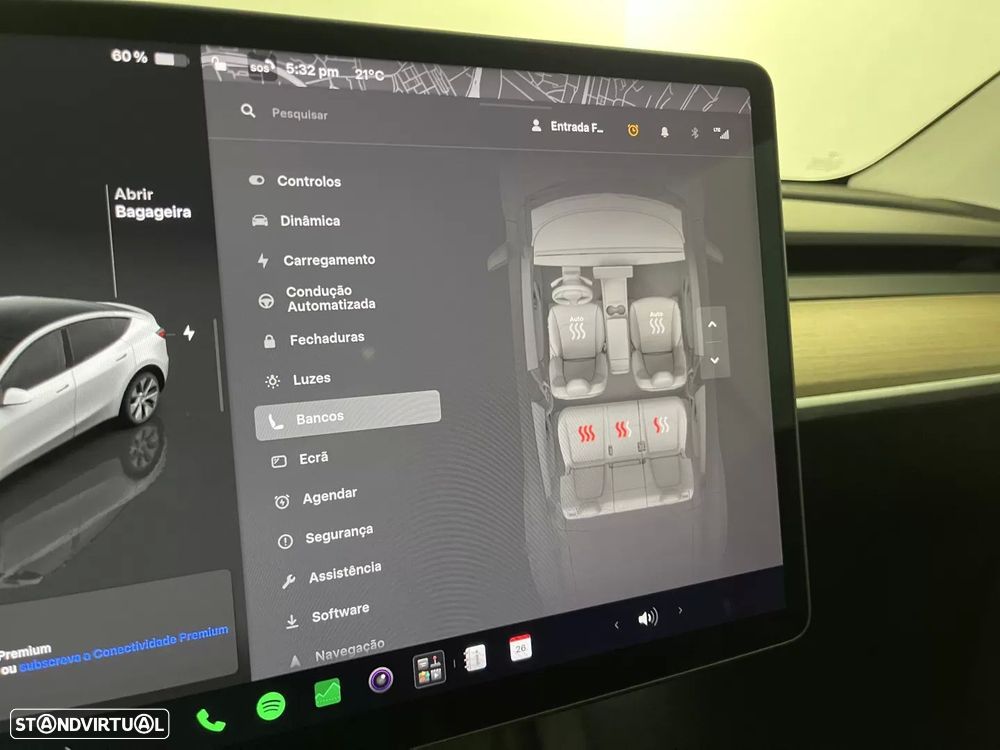 Tesla Model Y Long Range Tração Integral - 32