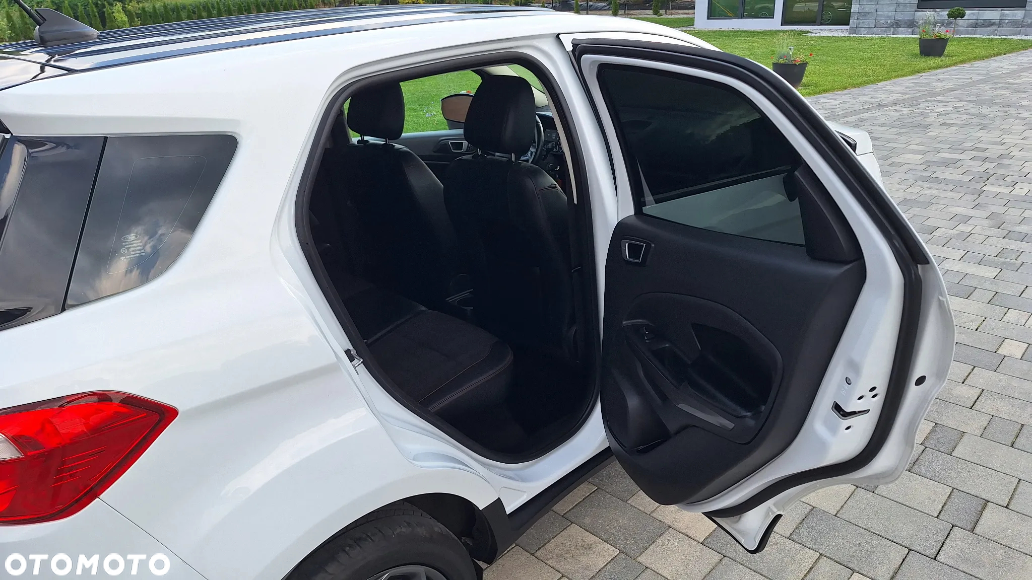 Ford EcoSport 1.0 EcoBoost ST-LINE - 26