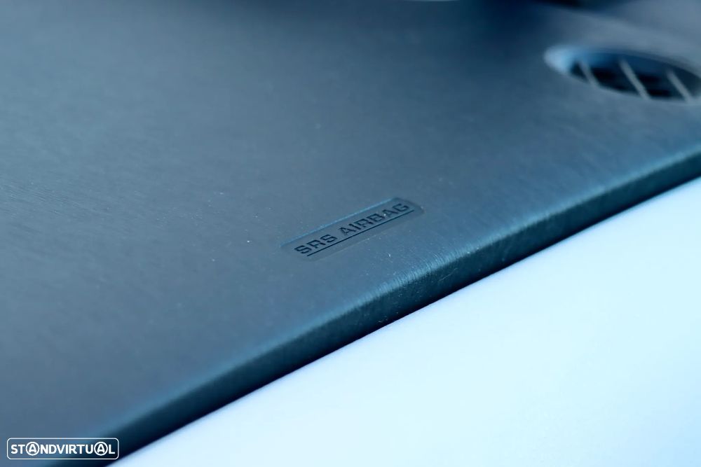 Toyota Yaris 1.5 HSD Comfort+P.Style - 32