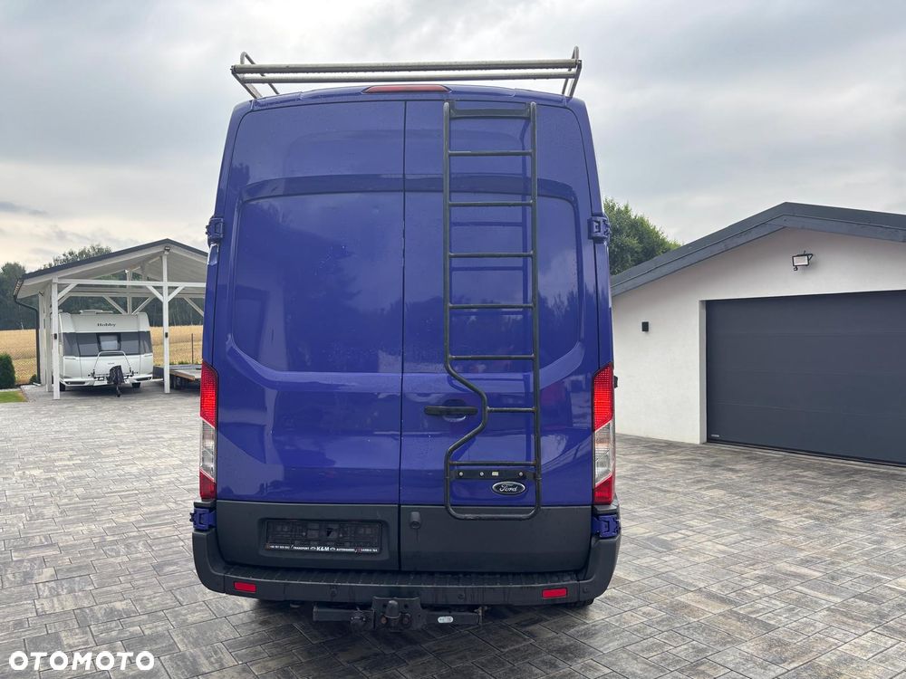 Ford Transit - 11