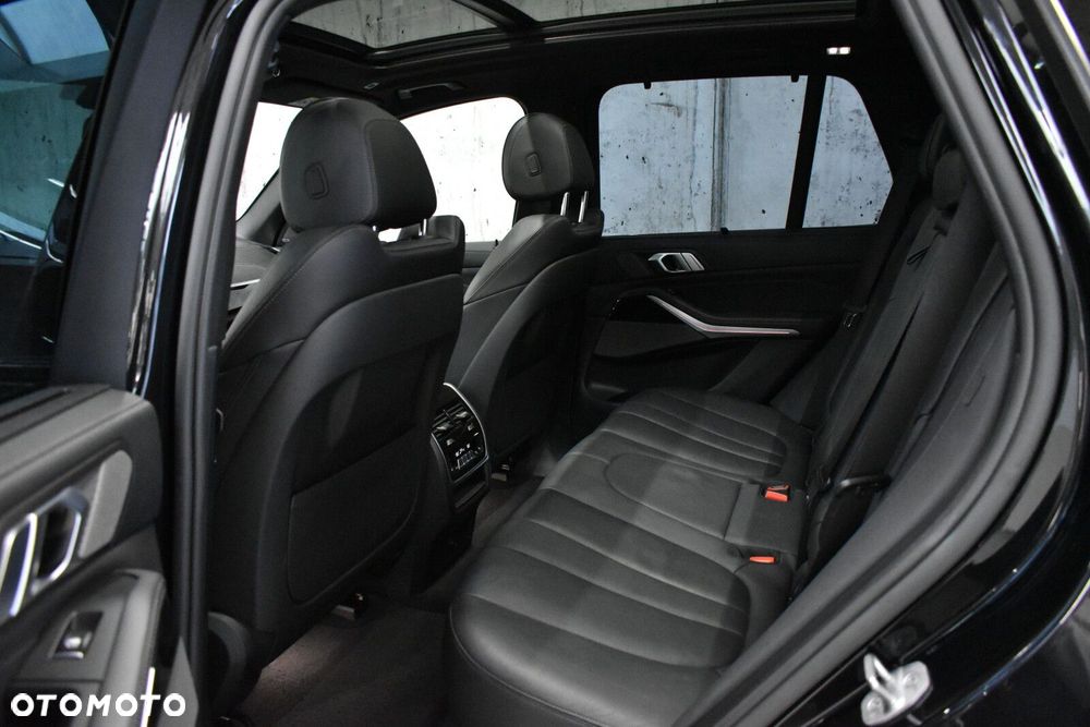 BMW X5 - 25
