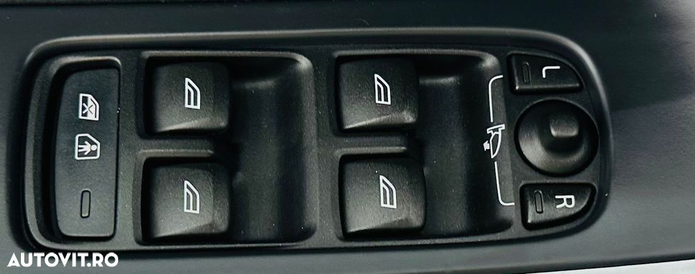 Volvo XC 60 D3 Momentum - 11