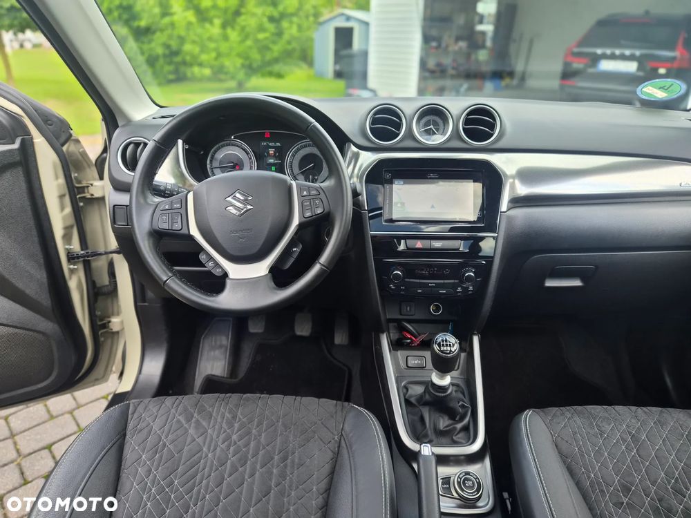 Suzuki Vitara 1.4 Boosterjet Hybrid Allgrip Comfort - 20