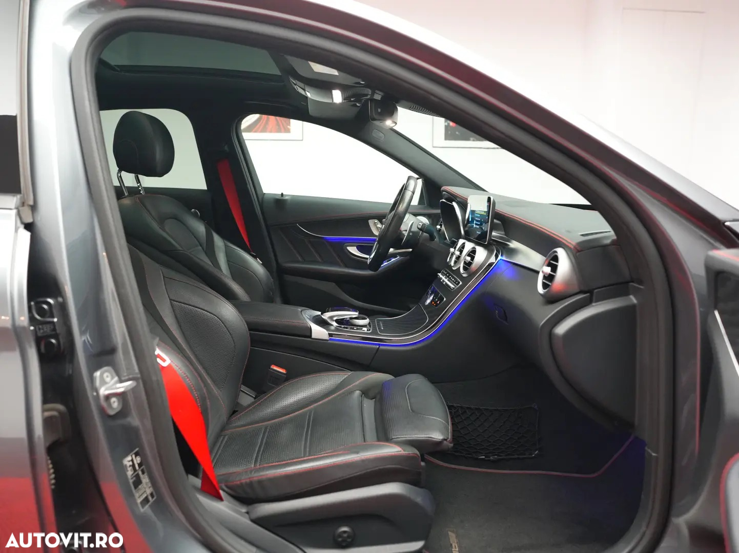 Mercedes-Benz C AMG 43 4Matic 9G-TRONIC - 19