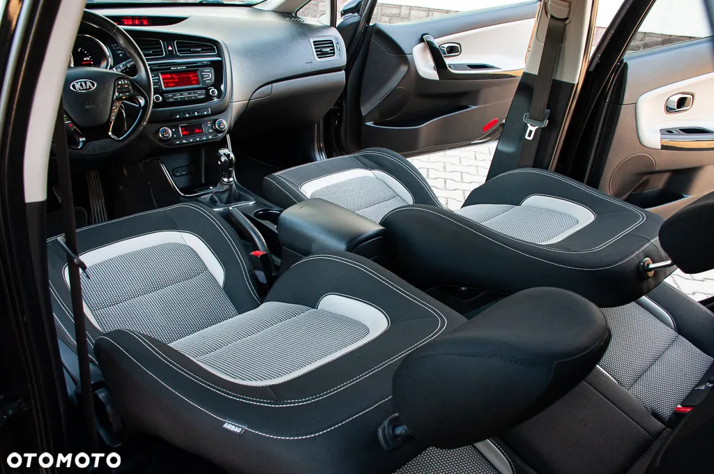 Kia Ceed 1.6 CVVT LX - 25