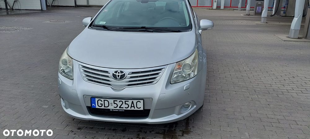 Toyota Avensis 1.8 Sol - 1