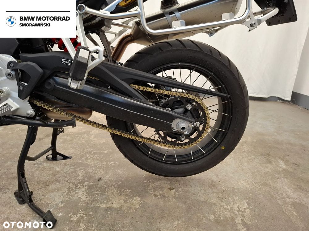 BMW F - 20