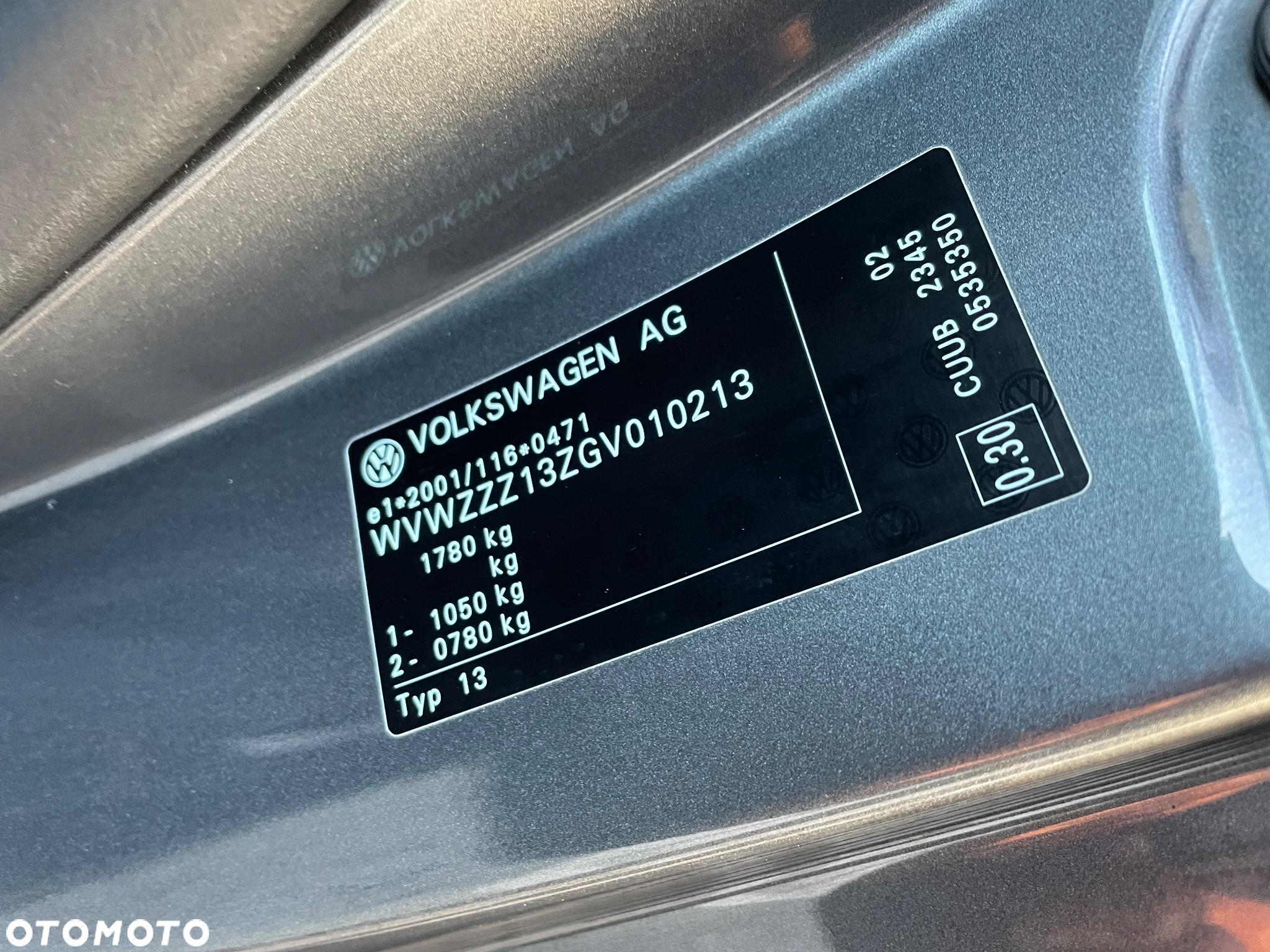 Volkswagen Scirocco 2.0 TDI Blue Motion Technologie Club - 20