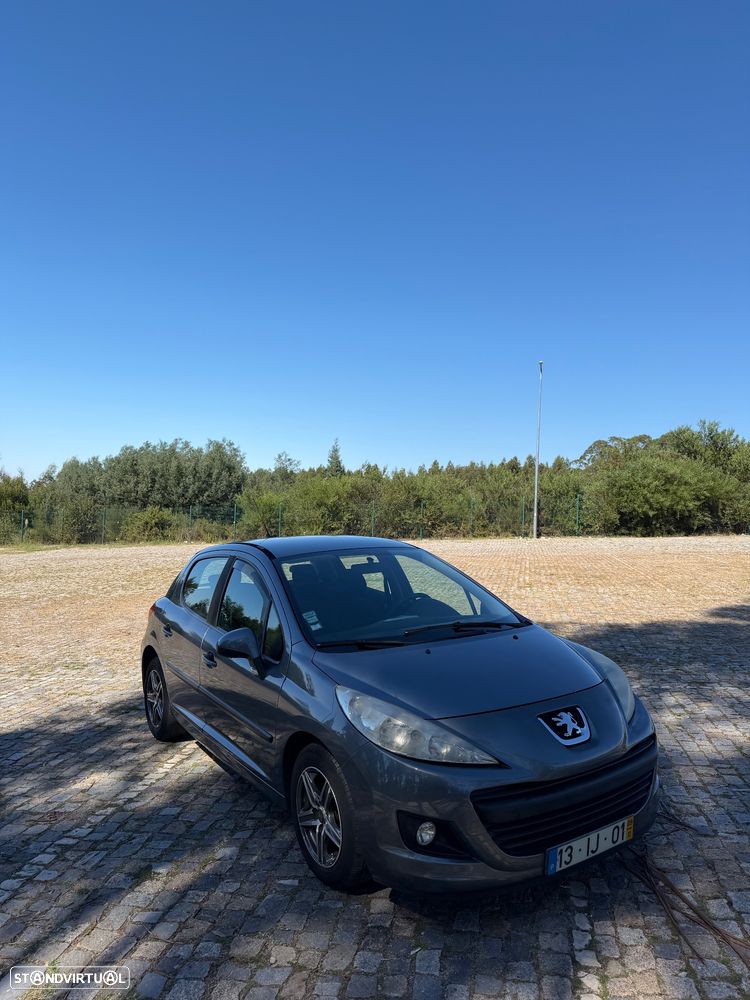 Peugeot 207 1.4 HDi Sport - 2