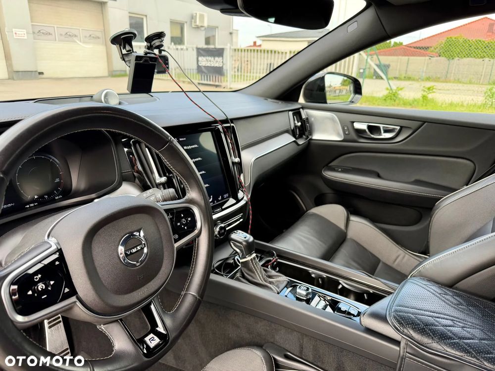 Volvo V60 D3 R-Design - 7