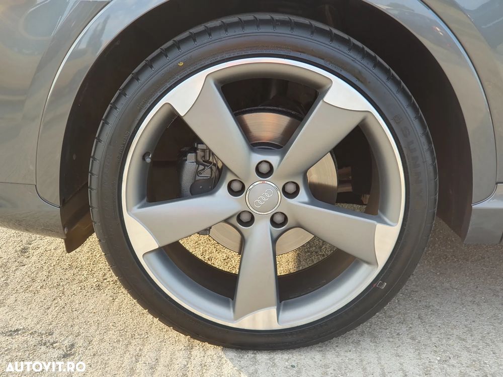 Audi Q3 2.0 TDI Quattro S tronic sport - 30