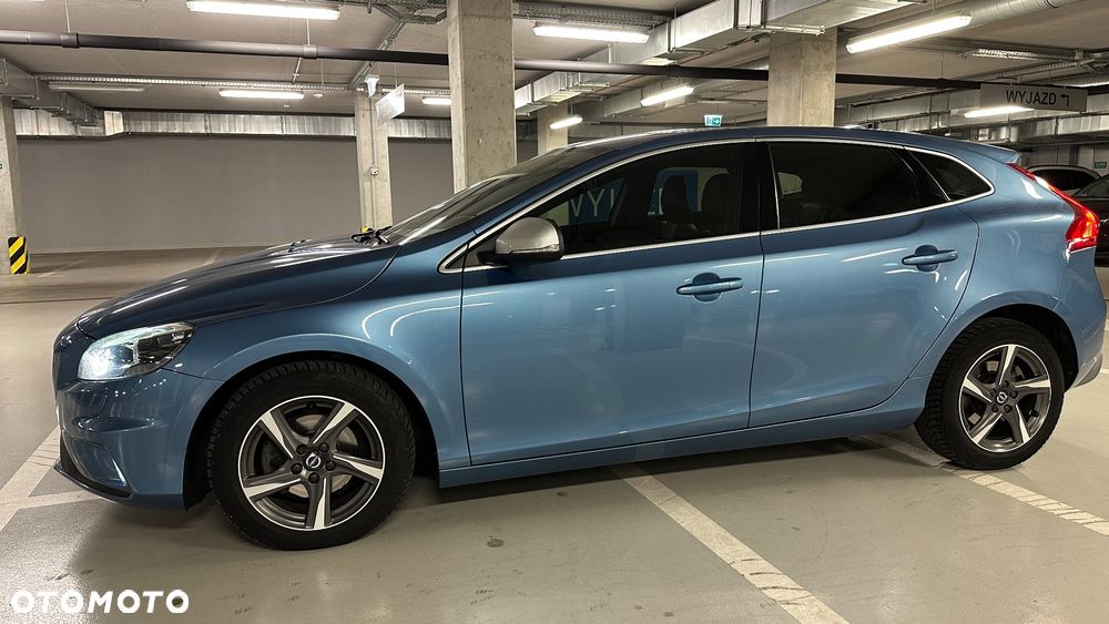 Volvo V40 D4 Drive-E R-Design Summum - 30