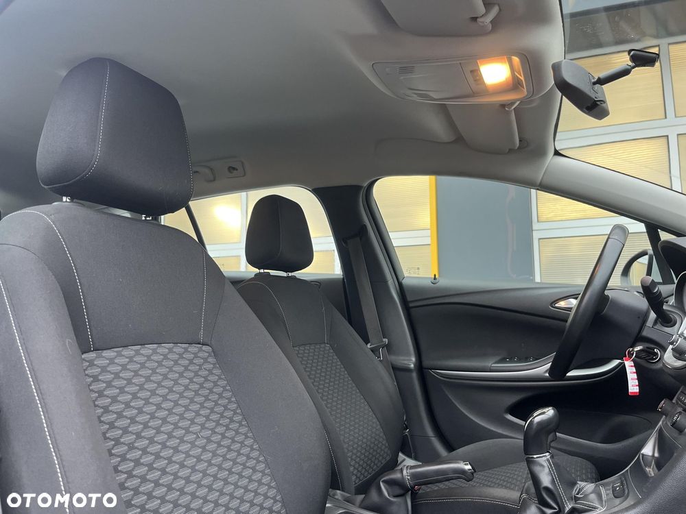 Opel Astra 1.6 CDTI Enjoy - 21