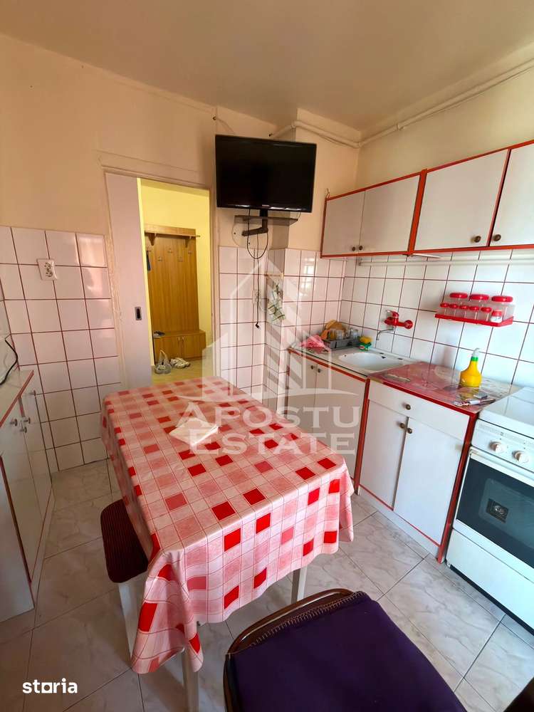 Apartament cu 2 camere de inchiriat in zona Soarelui, Centrala Proprie — fotografia 2