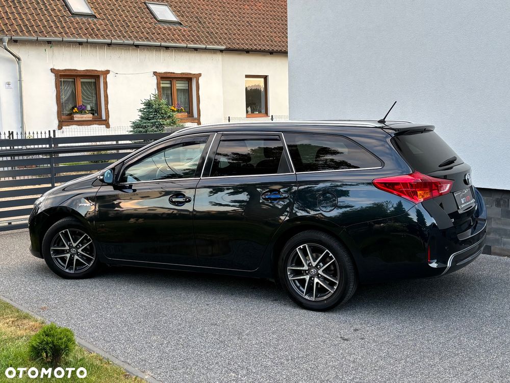 Toyota Auris 1.8 HSD Prestige NAVI - 19