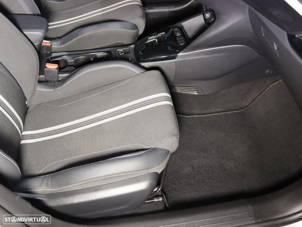 Opel Corsa 1.2 T GS Aut. - 16