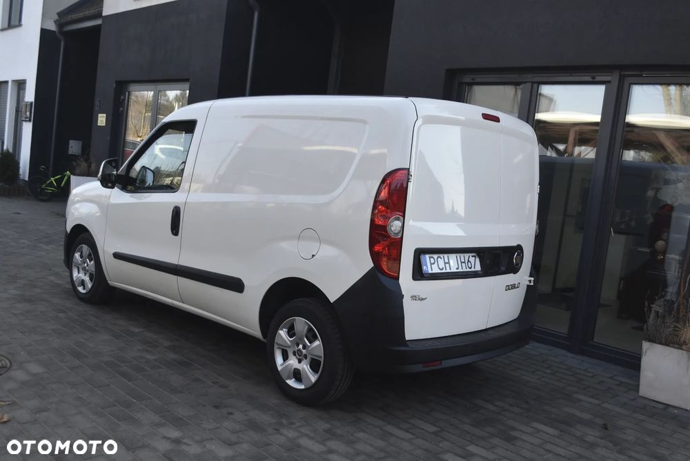 Fiat Doblo - 22