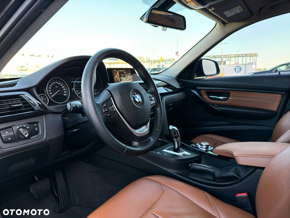 BMW Seria 3 320d Efficient Dynamics - 18