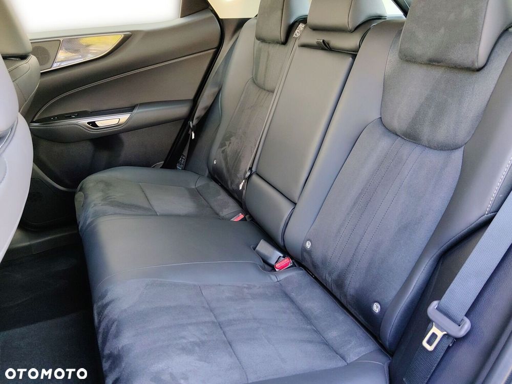 Lexus NX 350h Elegance 2WD - 15