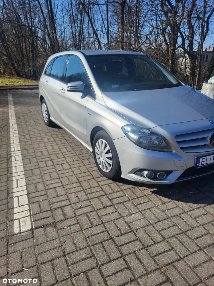 Mercedes-Benz Klasa B 180 CDI (BlueEFFICIENCY) - 6