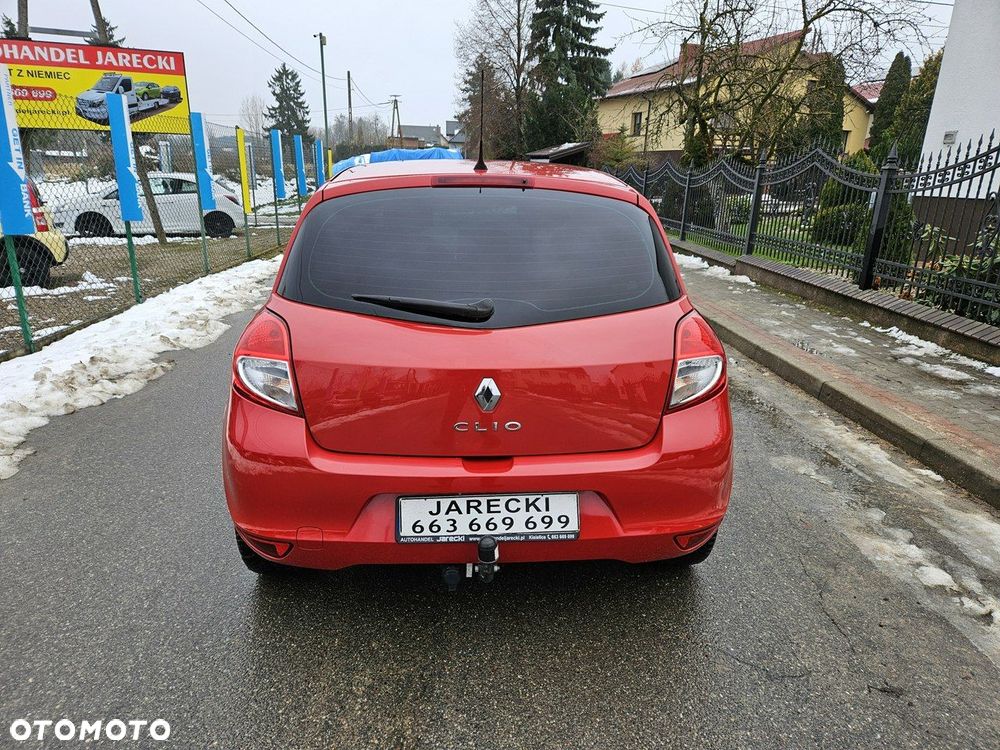 Renault Clio - 5