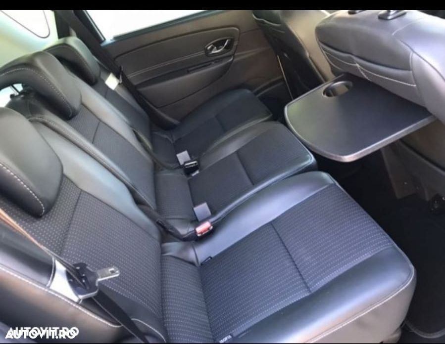 Renault Scenic - 5