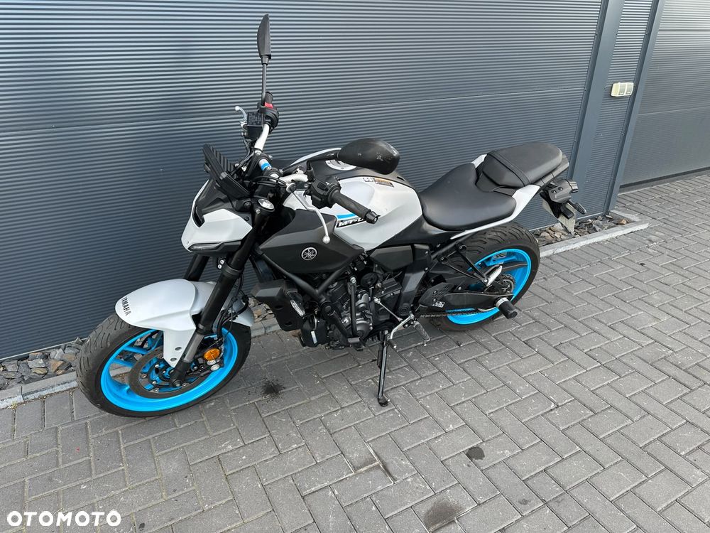 Yamaha MT - 1