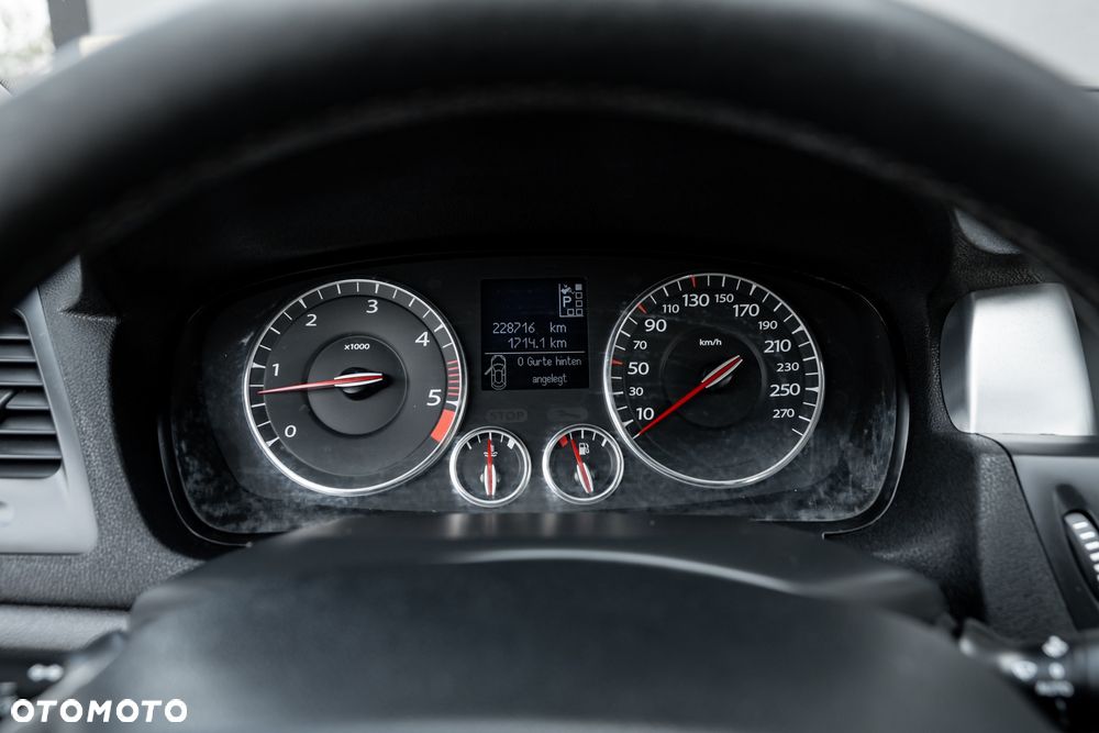 Renault Laguna V6 dCi 235 FAP GT - 21