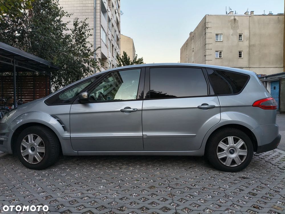 Ford S-Max 2014 photo 2